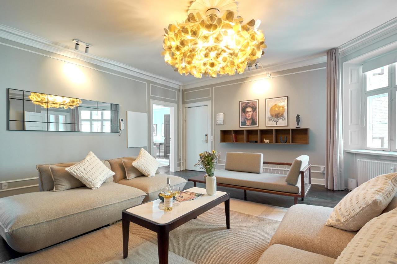Large 4 Bedroom With Balcony & Bathtub In Cph City København Eksteriør billede